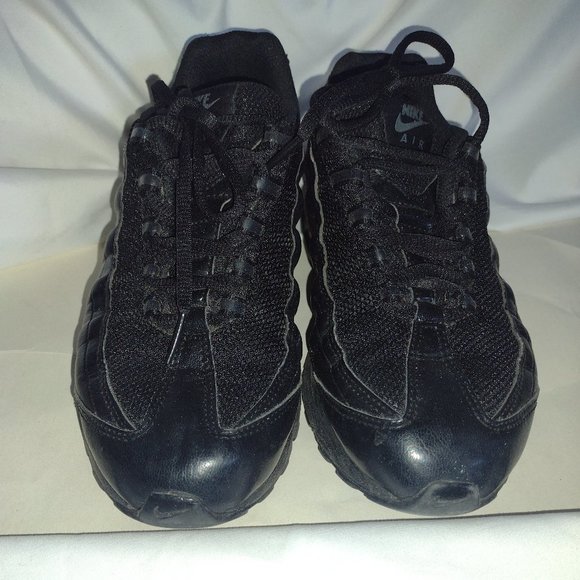 Women's Nike Air Max 95 - Picture 3 of 7